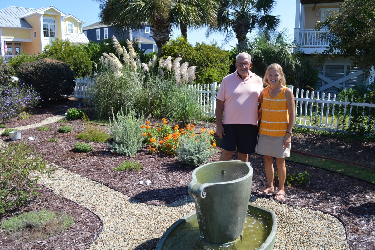 September Yard of the Month | Holden Beach Beautification Club